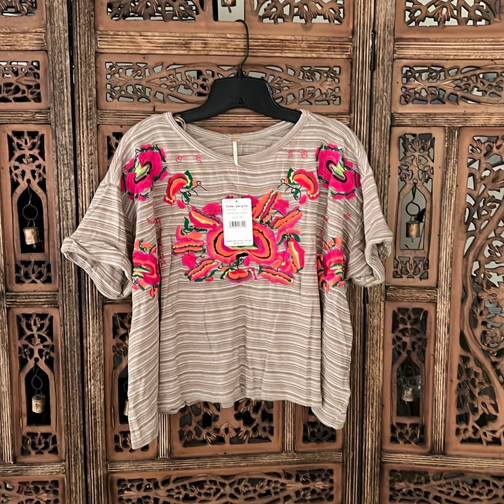 Embroidered women top
